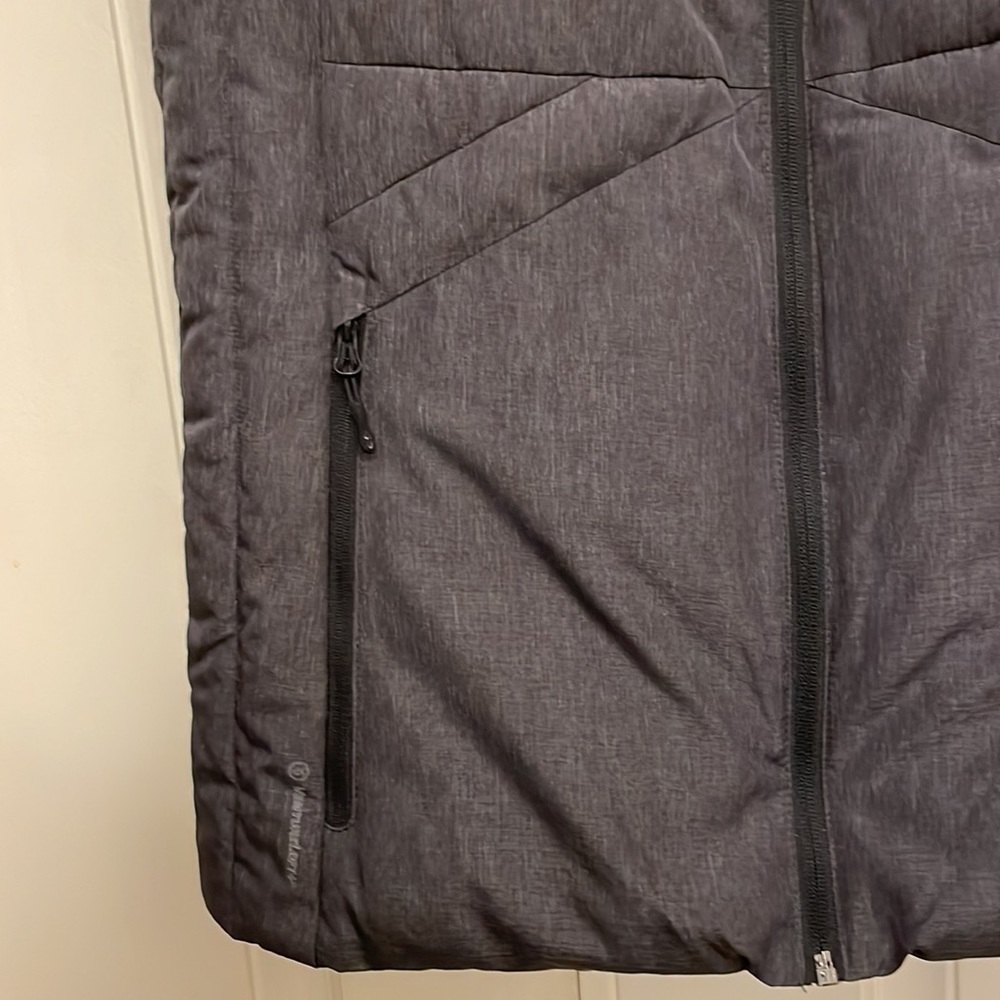 Champion Women’s Vest, Size M. Dark Heathered Gray. - Picture 3 of 8